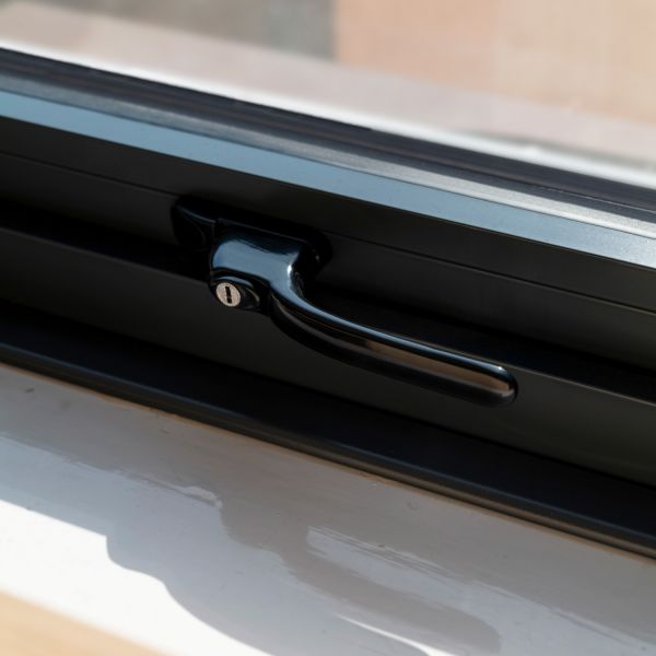 Smarts Aluminium Casement Window Handle Detail Smarts Aluminium Casement Window Handle Detail